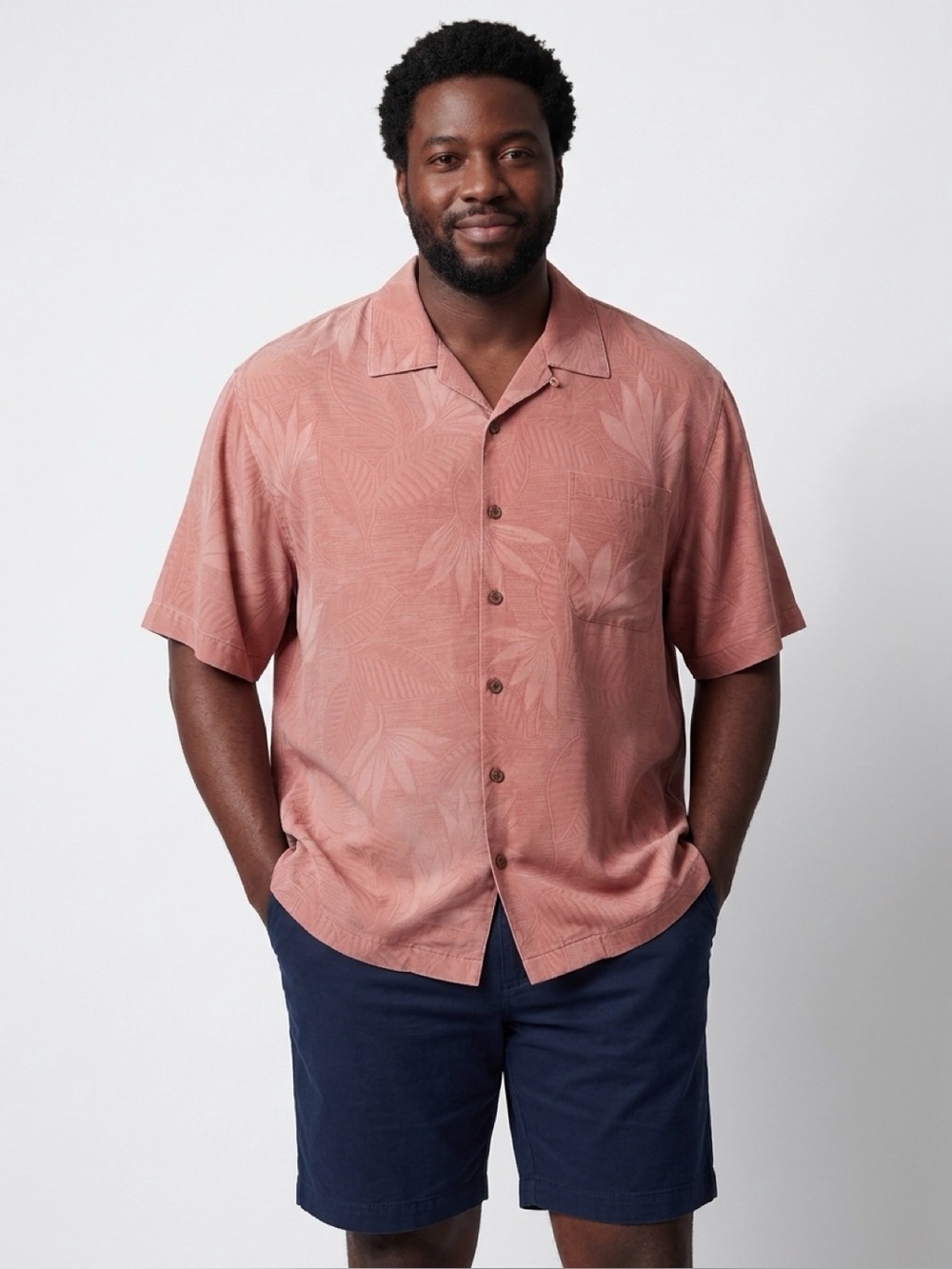 Tommy Bahama Men’s 💯% Silk Short Sleeve Button Down Shirt - Peach / Salmon L